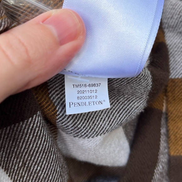 Pendleton Cotton Flannel Plaid Shirt Neutral Women’s Size M - Picture 9 of 16